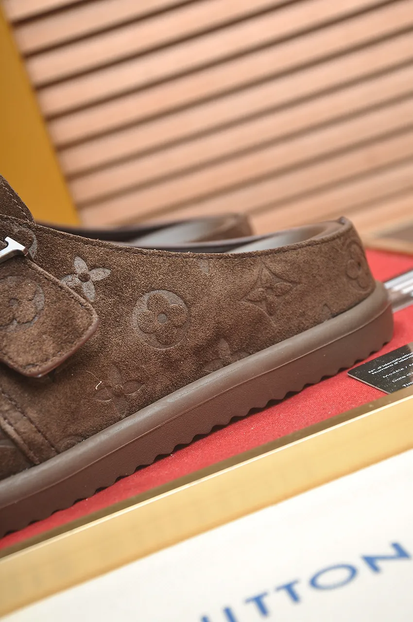 Men's men's shoes 💰520💶[LOUIS VUITTON] (cowhide lining) new style 🍀LV Louis Vuitton * - top version of LV classic semi-slip trendy shoes! Made of imported original cow suede cowhide, with a first layer of comfortable cowhide lining inside! Original wear-resistant rubber outsole! High quality products! Code number 38-45 (45 customized)
